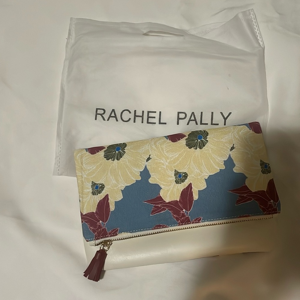 Posh LIVE Purse and Wallets - Picture 9 of 10